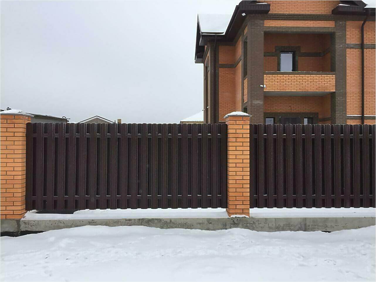 Забор из штакетника 95м фото6 в Сочи