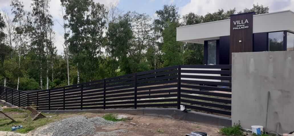 Забор-ранчо из металлопланкена 48м RAL9005 Черный МАТТЕ фото 2 в Сочи