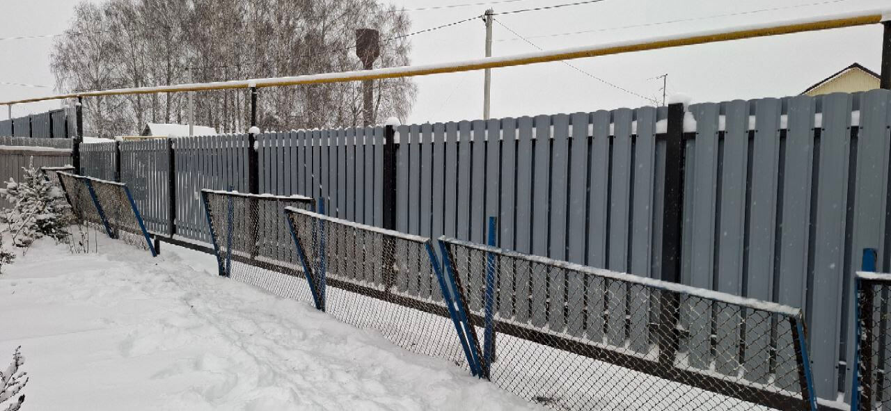 Забор из евроштакетника 27м RAL7024 Серый Графит МАТТЕ фото 5 в Сочи
